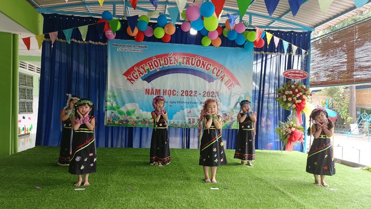 Hình ảnh khai giảng