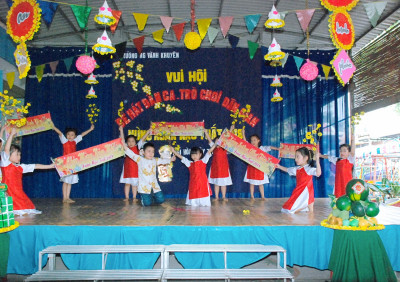 Mừng xuân Mậu Tuất năm 2018